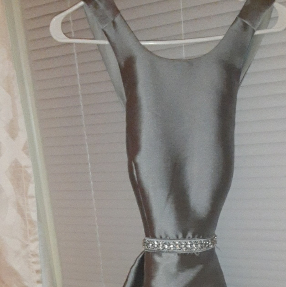 Greyish silver semi formal/ formal dress